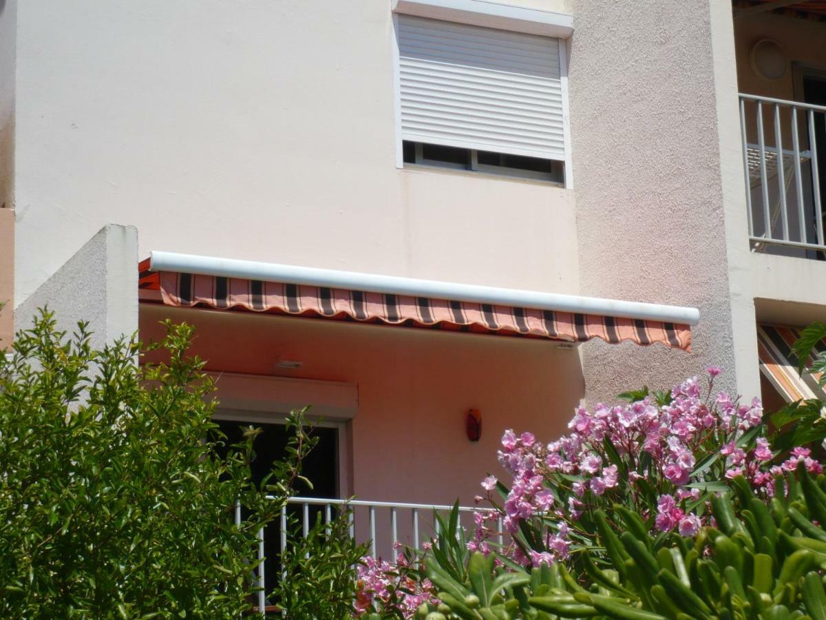 Appartement A Carqueiranne Exterior foto